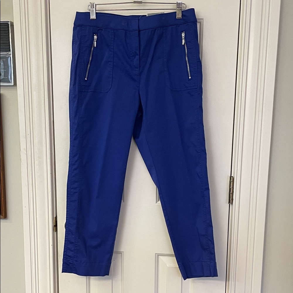 Chico’s Blue Grotto crop Pants with Zipper Pockets